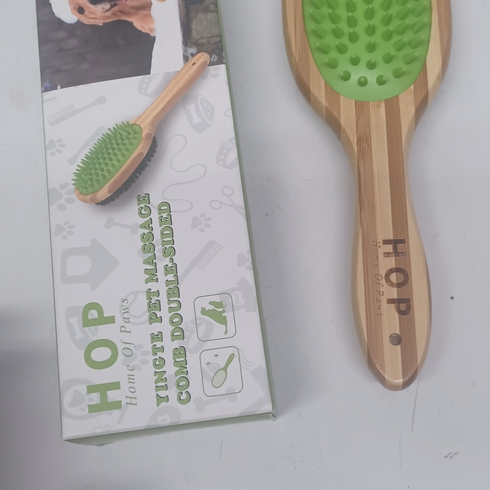 Hop dog brush